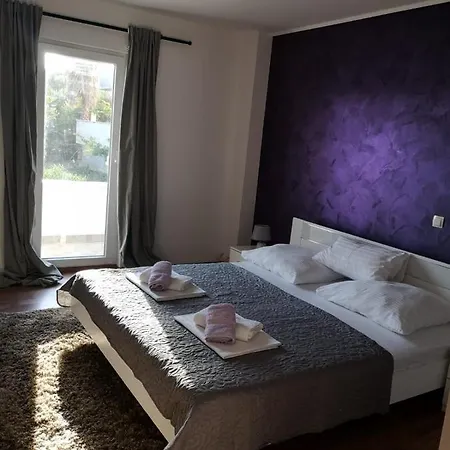 Apartment Istuk Kastela Exterior photo